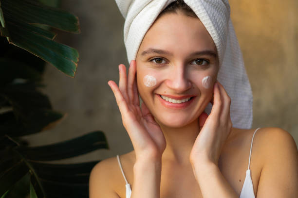 Ditch the Toxins! 10 Reasons to Switch to an All-Natural Beauty Routine