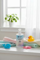 Baby shampoo with bath toys