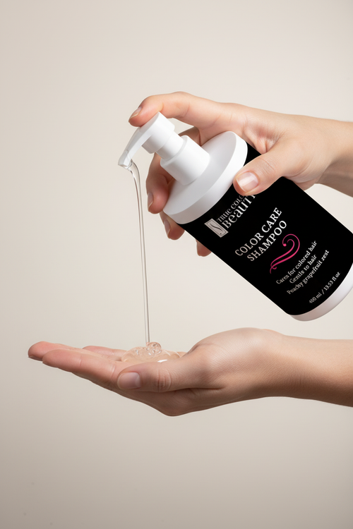 Hand dispensing color care shampoo