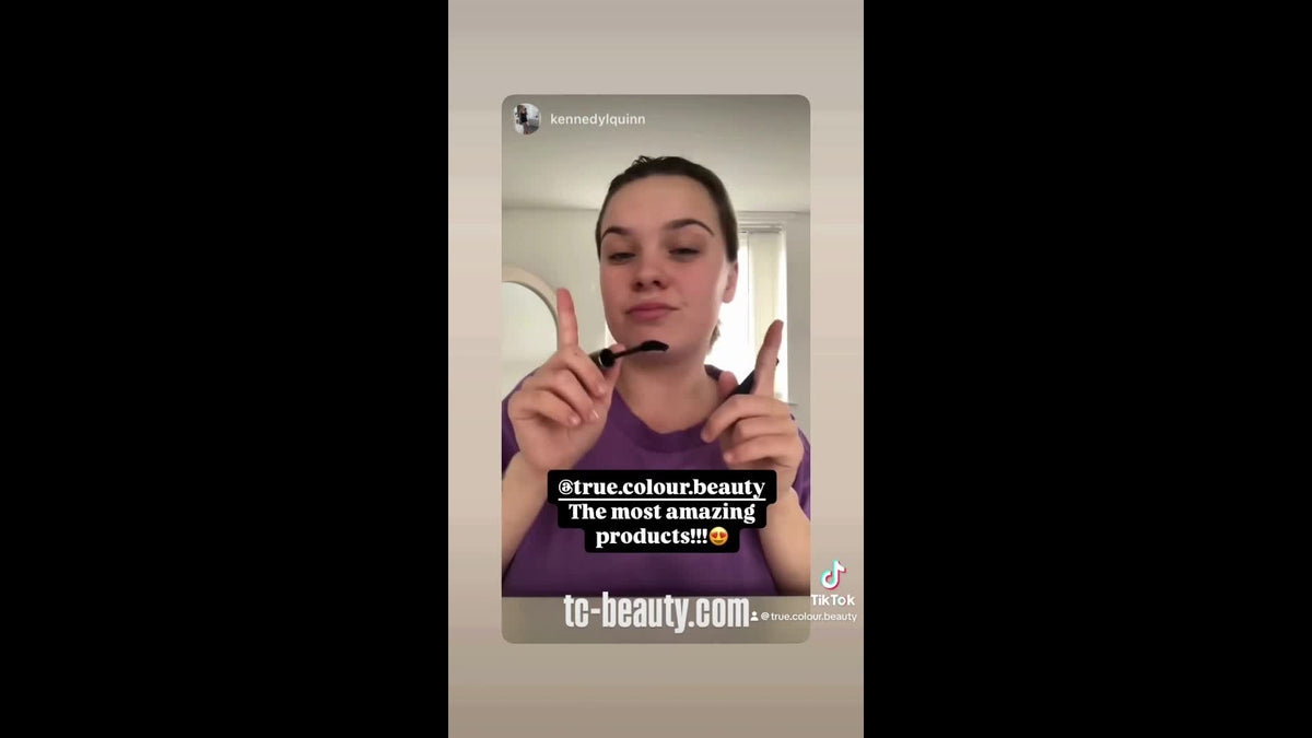 Load video: Kennedy's mascara review
